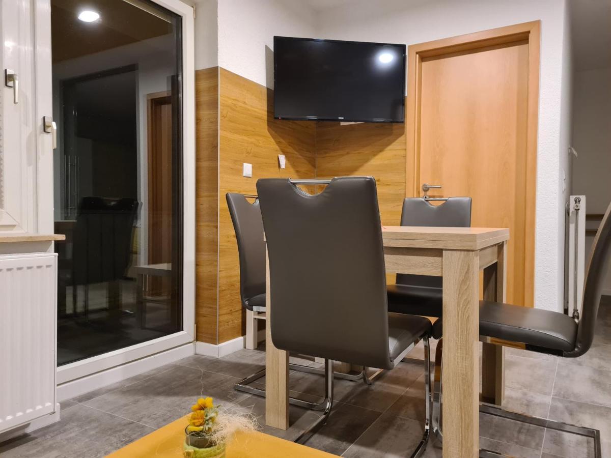 Exklusive Moderne 2 Zi. Wohnung In Ruhiger Lage Schechingen Buitenkant foto