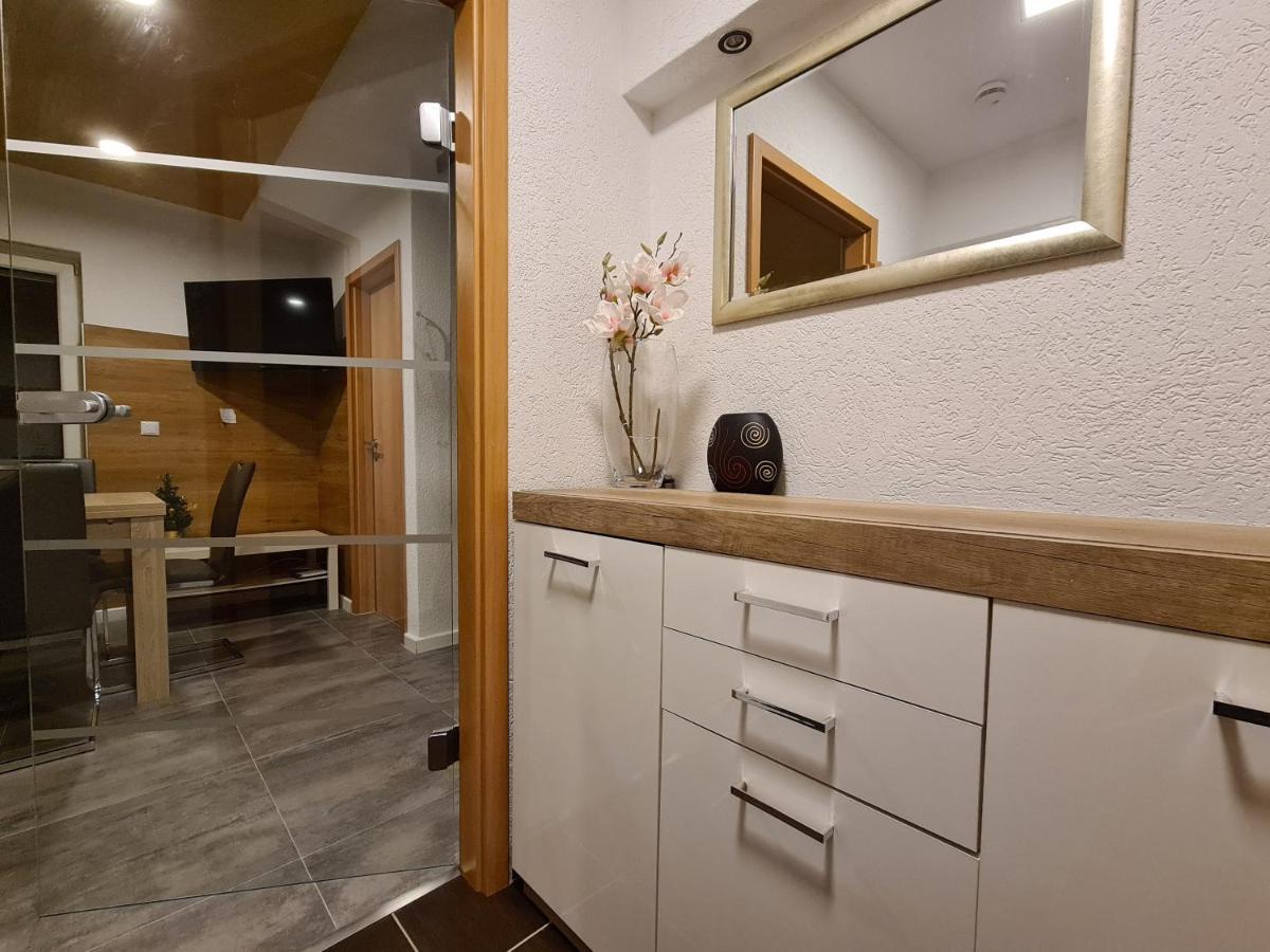 Exklusive Moderne 2 Zi. Wohnung In Ruhiger Lage Schechingen Buitenkant foto