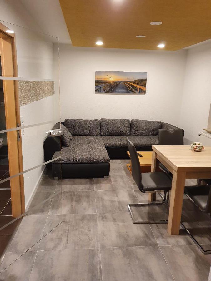 Exklusive Moderne 2 Zi. Wohnung In Ruhiger Lage Schechingen Buitenkant foto