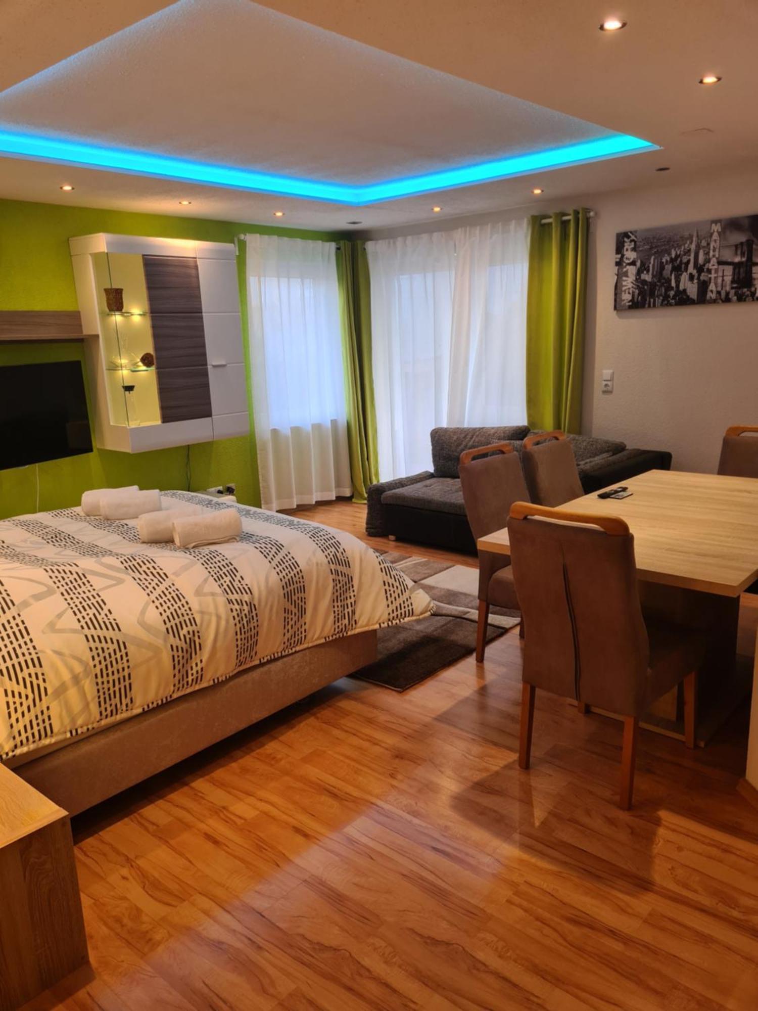 Exklusive Moderne 2 Zi. Wohnung In Ruhiger Lage Schechingen Buitenkant foto